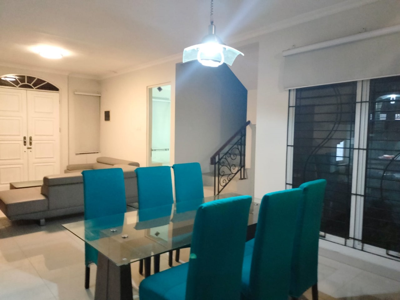 Rumah disewakan Fully Furnished Di Oakwood Lippo Cikarang